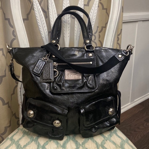 Coach Handbags - Coach Poppy Purse